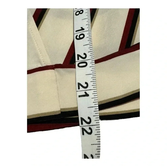 VINCE CAMUTO Women’s Small Striped Side-Tie Surplice Top - Picture 6 of 7